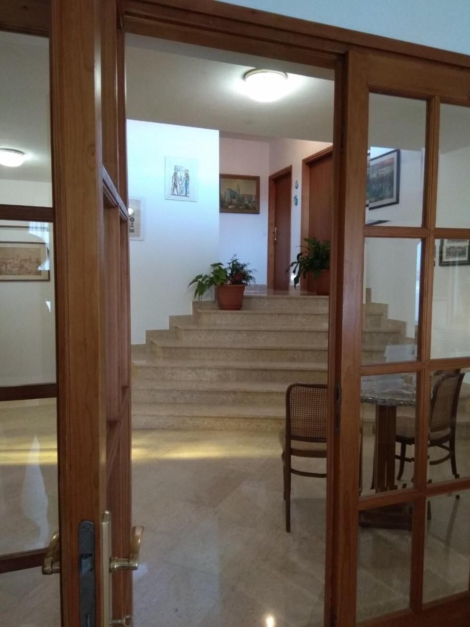 Apartman Ostrea *** Bale Exteriér fotografie