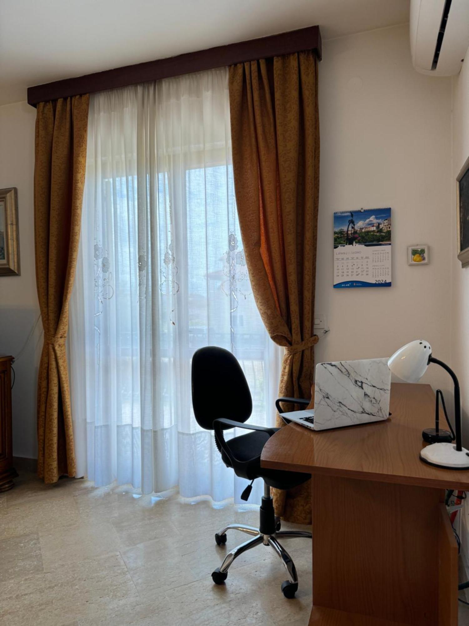 Apartman Ostrea *** Bale Exteriér fotografie