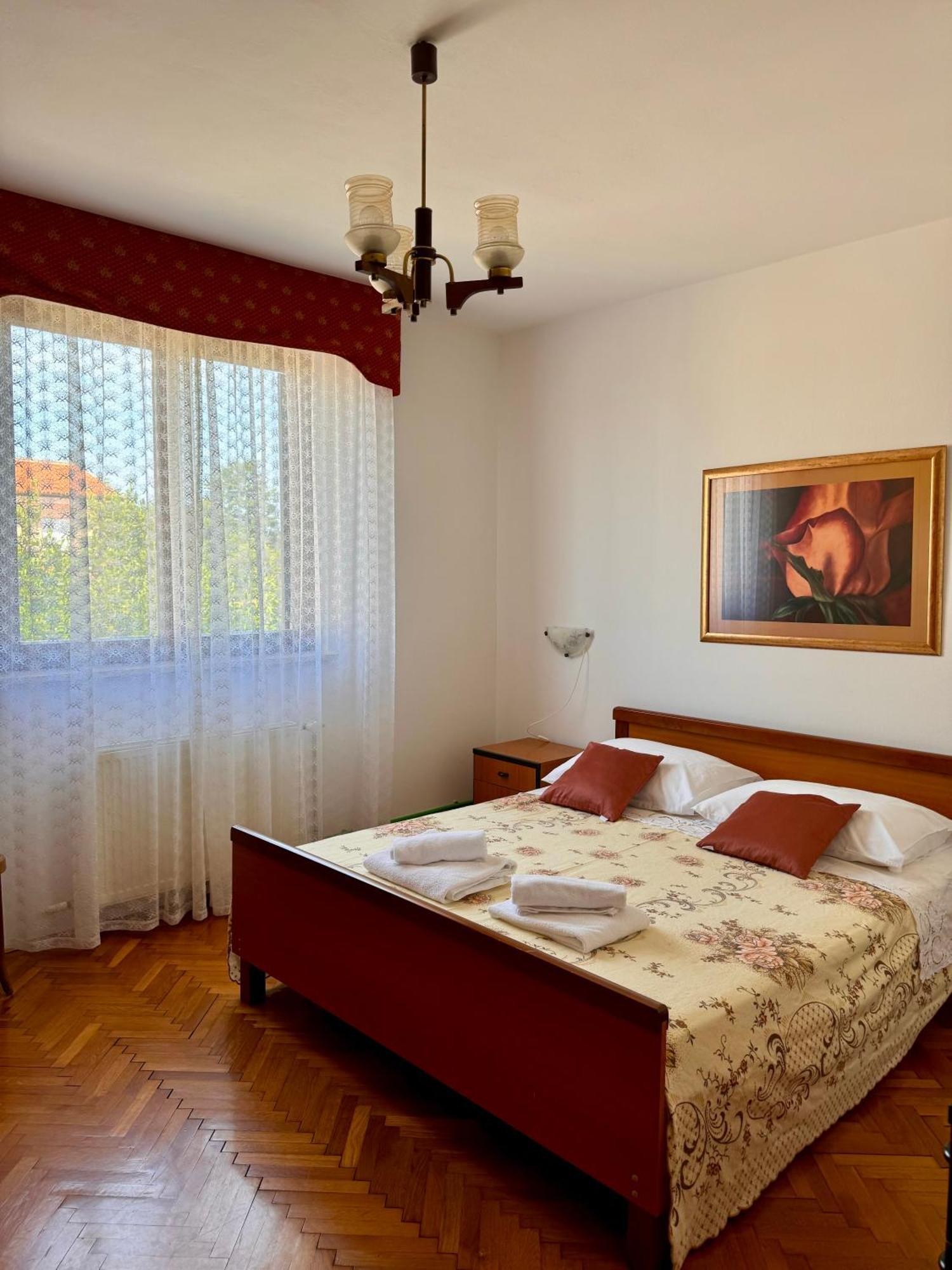 Apartman Ostrea *** Bale Exteriér fotografie