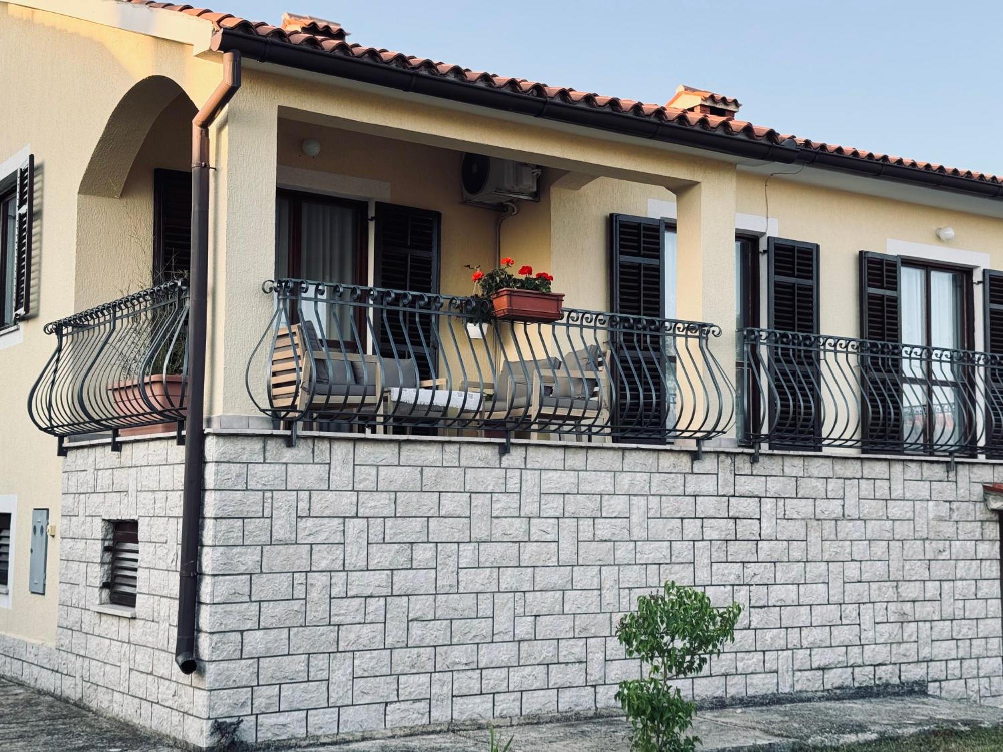 Apartman Ostrea *** Bale Exteriér fotografie